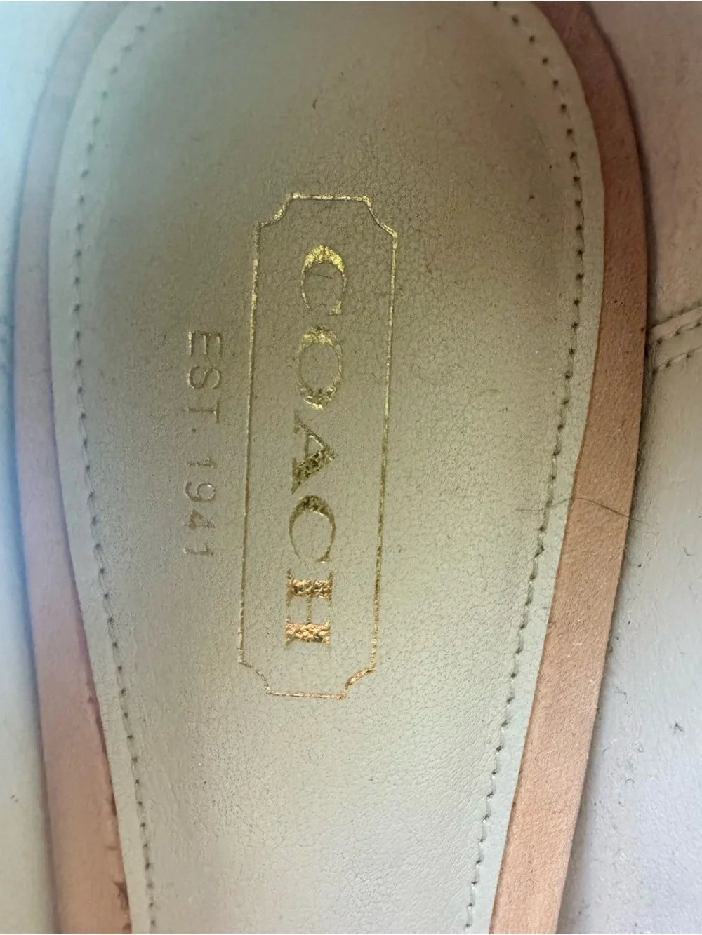 Coach classic peep